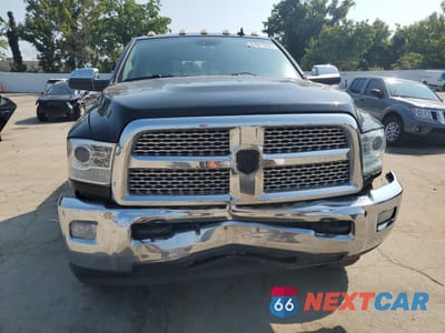 Piąte zdjęcie samochodu w środku: 2013 RAM 3500 LARAMIE VIN:3C63R3EL9DG566321 - miniatura