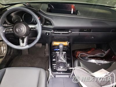 Zdjęcie 8 z 12 samochodu: 2024 MAZDA CX-30 SELECT VIN:3MVDMBBM1RM713032 - miniatura