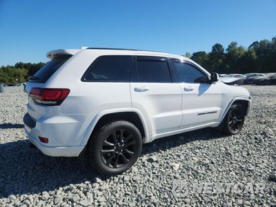 Trzecie zdjęcie samochodu z tyłu: 2020 JEEP GRAND CHEROKEE LAREDO VIN:1C4RJFAG1LC383629 - miniatura