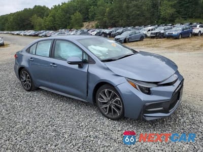 Czwarte zdjęcie samochodu z boku: 2021 TOYOTA COROLLA SE VIN:5YFS4MCE0MP062179 - miniatura