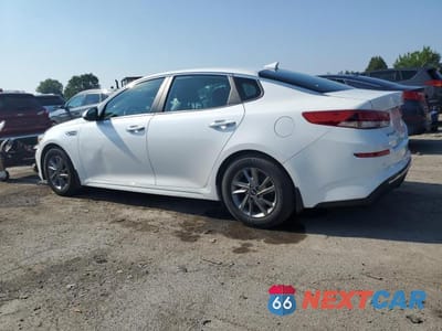 Drugie zdjęcie samochodu z przodu: 2019 KIA OPTIMA LX VIN:5XXGT4L32KG365929 - miniatura