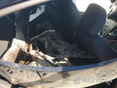 Zdjęcie 12 z 13 samochodu: 2024 NISSAN VERSA SR VIN:3N1CN8FV8RL883137 - miniatura