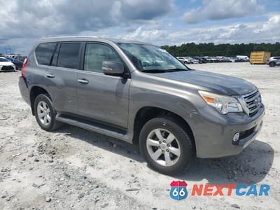 Czwarte zdjęcie samochodu z boku: 2010 LEXUS GX 460 VIN:JTJBM7FX6A5000743 - miniatura