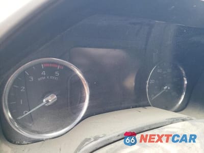 Zdjęcie 9 z 13 samochodu: 2019 FORD F350 SUPER DUTY VIN:1FT8W3BT0KEG22422 - miniatura