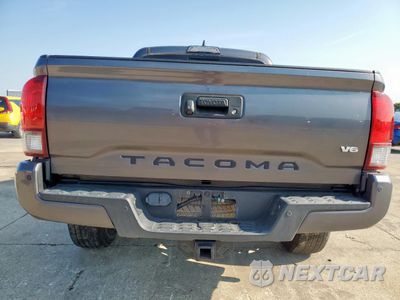 Zdjęcie 6 z 14 samochodu: 2018 TOYOTA TACOMA DOUBLE CAB VIN:5TFAZ5CN9JX058762 - miniatura