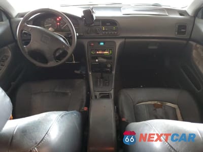 Zdjęcie 8 z 14 samochodu: 1995 HONDA ACCORD EX VIN:1HGCE1898SA007042 - miniatura