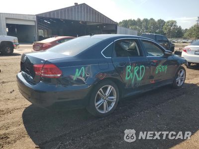 Trzecie zdjęcie samochodu z tyłu: 2014 VOLKSWAGEN PASSAT SE VIN:1VWBH7A31EC016584 - miniatura