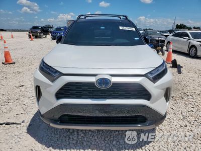 Piąte zdjęcie samochodu w środku: 2024 TOYOTA RAV4 XSE VIN:4T3E6RFV9RU168918 - miniatura