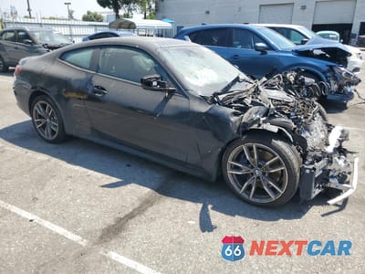 Czwarte zdjęcie samochodu z boku: 2021 BMW M440XI VIN:WBA13AR0XMCF81953 - miniatura