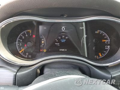 Zdjęcie 9 z 14 samochodu: 2019 JEEP GRAND CHEROKEE LAREDO VIN:1C4RJFAG1KC570173 - miniatura