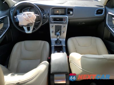 Zdjęcie 8 z 15 samochodu: 2017 VOLVO S60 PREMIER VIN:LYV402TK7HB138322 - miniatura