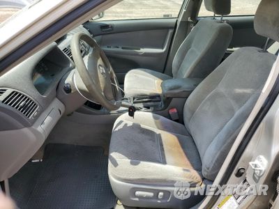 Zdjęcie 7 z 14 samochodu: 2004 TOYOTA CAMRY LE VIN:4T1BF30K54U571522 - miniatura