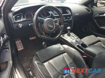 Zdjęcie 8 z 14 samochodu: 2013 AUDI RS5 VIN:WUAC6AFR5DA903173 - miniatura