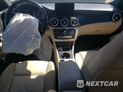 Zdjęcie 8 z 12 samochodu: 2019 MERCEDES-BENZ CLA 250 VIN:WDDSJ4EB3KN767716 - miniatura