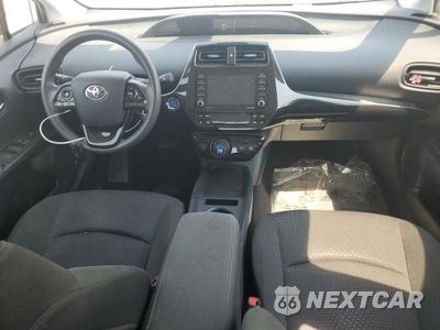 Zdjęcie 15 z 24 samochodu: 2021 TOYOTA PRIUS VIN:JTDKAMFU1M3150484 - miniatura