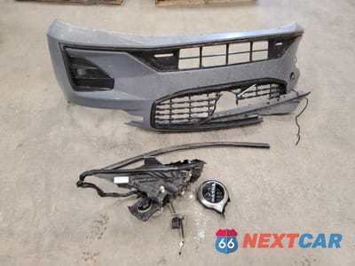 Zdjęcie 12 z 13 samochodu: 2022 VOLVO S60 B5 MOMENTUM VIN:7JRL12FZ9NG192384 - miniatura