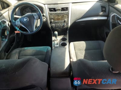 Zdjęcie 8 z 12 samochodu: 2014 NISSAN ALTIMA 2.5 VIN:1N4AL3AP3EC283207 - miniatura