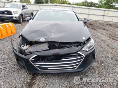 Piąte zdjęcie samochodu w środku: 2018 HYUNDAI ELANTRA SEL VIN:5NPD84LF1JH376700 - miniatura