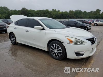 Czwarte zdjęcie samochodu z boku: 2015 NISSAN ALTIMA 2.5 VIN:1N4AL3AP8FN347280 - miniatura