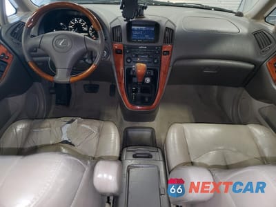 Zdjęcie 8 z 16 samochodu: 2002 LEXUS RX 300 VIN:JTJHF10U920255806 - miniatura