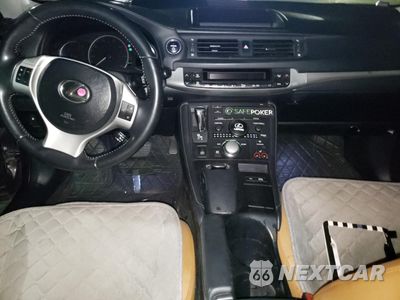 Zdjęcie 8 z 12 samochodu: 2013 LEXUS CT 200 VIN:JTHKD5BH1D2157266 - miniatura