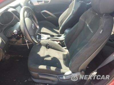 Zdjęcie 7 z 12 samochodu: 2017 HYUNDAI VELOSTER VIN:KMHTC6AD2HU307842 - miniatura