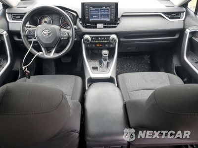 Zdjęcie 8 z 15 samochodu: 2020 TOYOTA RAV4 XLE VIN:2T3P1RFV9LW103338 - miniatura