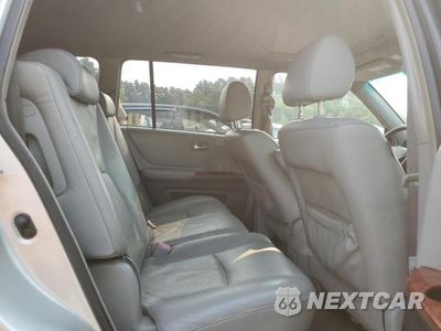 Zdjęcie 11 z 13 samochodu: 2005 TOYOTA HIGHLANDER LIMITED VIN:JTEEP21A350109544 - miniatura