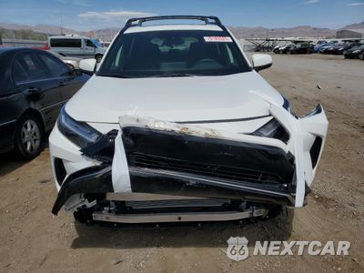 Piąte zdjęcie samochodu w środku: 2025 TOYOTA RAV4 SE VIN:JTMAB3FV0SD241247 - miniatura