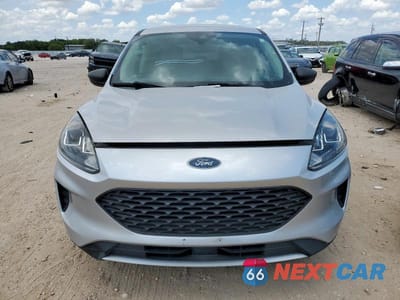 Piąte zdjęcie samochodu w środku: 2020 FORD ESCAPE S VIN:1FMCU0F60LUC09051 - miniatura