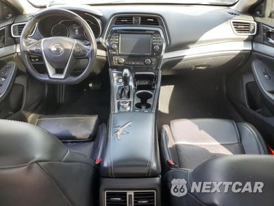 Zdjęcie 8 z 12 samochodu: 2017 NISSAN MAXIMA 3.5S VIN:1N4AA6APXHC390511 - miniatura