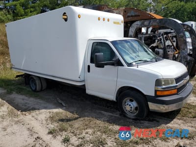 Czwarte zdjęcie samochodu z boku: 2012 CHEVROLET EXPRESS G3500 VIN:1GB3G4CG9C1156937 - miniatura