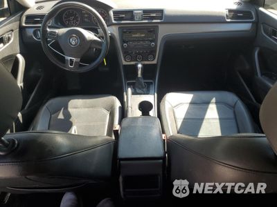 Zdjęcie 8 z 14 samochodu: 2014 VOLKSWAGEN PASSAT S VIN:1VWAT7A30EC114709 - miniatura