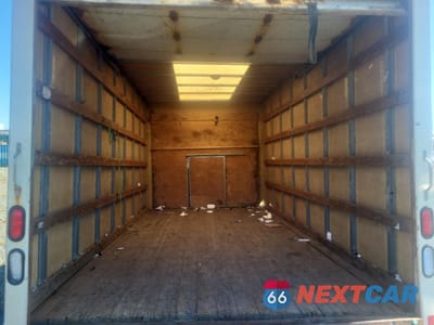 Piąte zdjęcie samochodu w środku: 2012 GMC SAVANA CUTAWAY G3500 VIN:1GD374CG6C1103305 - miniatura