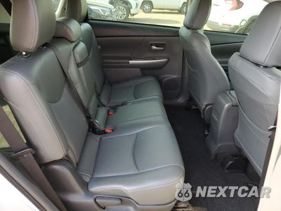 Zdjęcie 10 z 15 samochodu: 2013 TOYOTA PRIUS V VIN:JTDZN3EU4D3280144 - miniatura