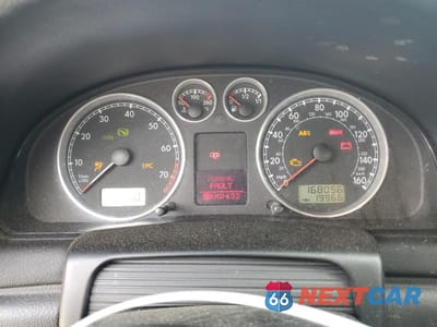 Zdjęcie 9 z 12 samochodu: 2003 VOLKSWAGEN PASSAT GLS VIN:WVWPD63B63P246839 - miniatura
