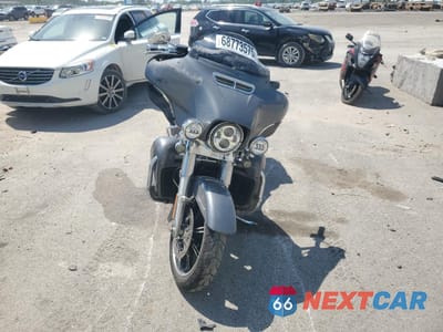 Drugie zdjęcie samochodu z przodu: 2022 HARLEY-DAVIDSON FLHTK VIN:1HD1KEF16NB628652 - miniatura