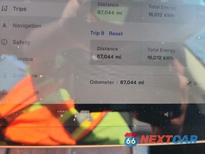 Zdjęcie 9 z 12 samochodu: 2023 TESLA MODEL 3 VIN:5YJ3E1EA2PF422787 - miniatura