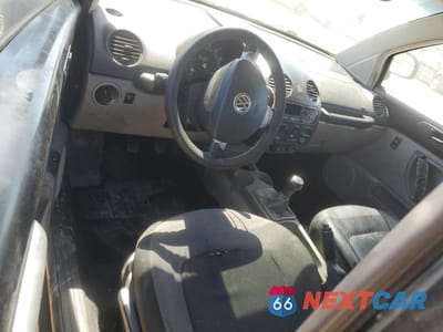 Zdjęcie 8 z 13 samochodu: 1998 VOLKSWAGEN NEW BEETLE VIN:3VWBB61C6WM038771 - miniatura