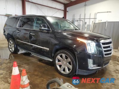 Czwarte zdjęcie samochodu z boku: 2019 CADILLAC ESCALADE ESV LUXURY VIN:1GYS4HKJ7KR319485 - miniatura