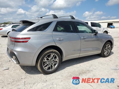 Trzecie zdjęcie samochodu z tyłu: 2023 GENESIS GV70 BASE VIN:KMUMADTB3PU137095 - miniatura