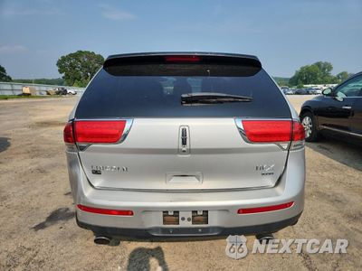 Zdjęcie 6 z 12 samochodu: 2013 LINCOLN MKX VIN:2LMDJ8JK2DBL32569 - miniatura