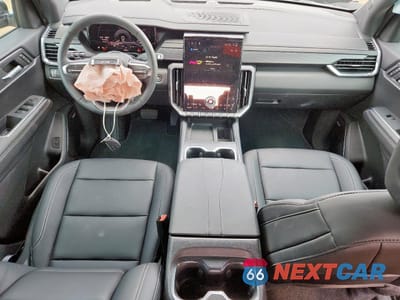 Zdjęcie 8 z 16 samochodu: 2025 GMC ACADIA ELEVATION VIN:1GKENKRS2SJ276480 - miniatura