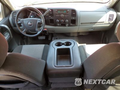 Zdjęcie 8 z 12 samochodu: 2009 GMC SIERRA K1500 VIN:3GTEK13C19G217593 - miniatura