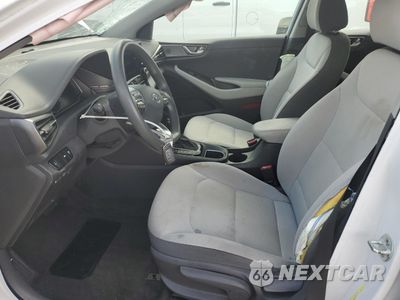 Zdjęcie 7 z 15 samochodu: 2021 HYUNDAI IONIQ BLUE VIN:KMHC65LCXMU258082 - miniatura