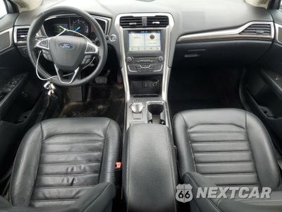 Zdjęcie 8 z 12 samochodu: 2018 FORD FUSION SE HYBRID VIN:3FA6P0LU1JR129943 - miniatura