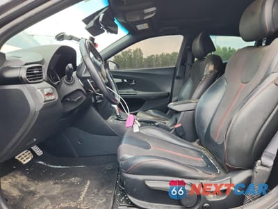 Zdjęcie 7 z 14 samochodu: 2019 HYUNDAI VELOSTER TURBO VIN:KMHTH6AB0KU002864 - miniatura
