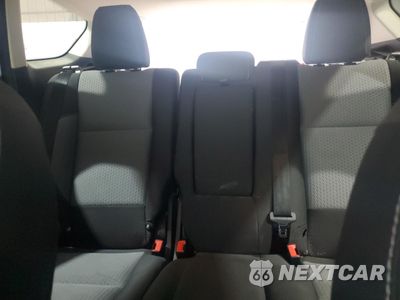 Zdjęcie 10 z 16 samochodu: 2017 FORD ESCAPE SE VIN:1FMCU9GD8HUC05547 - miniatura