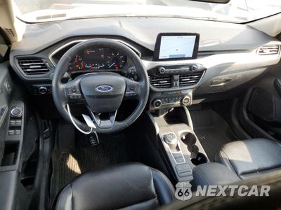 Zdjęcie 8 z 13 samochodu: 2020 FORD ESCAPE SEL VIN:1FMCU9H95LUA90747 - miniatura