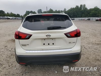 Zdjęcie 6 z 15 samochodu: 2017 NISSAN ROGUE SPORT S VIN:JN1BJ1CR0HW128790 - miniatura